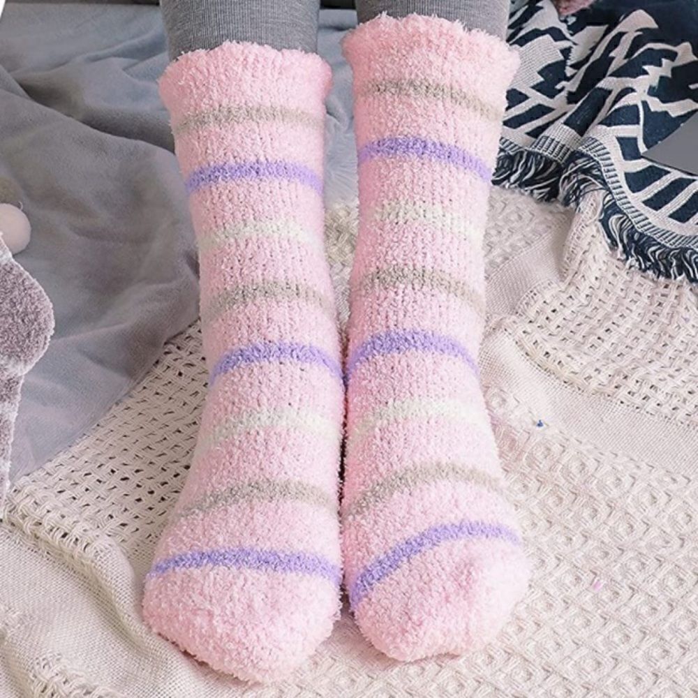 Fuzzy winter socks - Picture 2 of 4